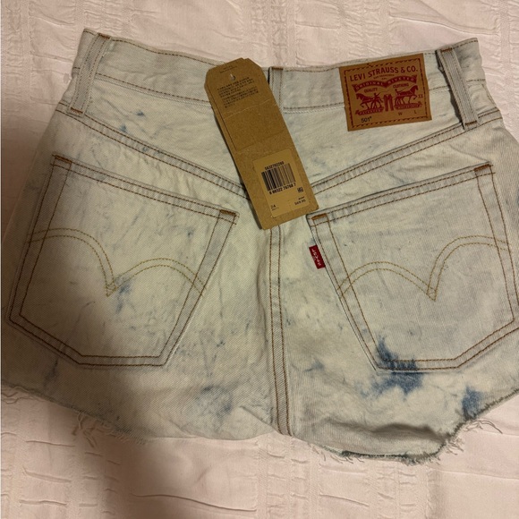 LEVIS 501 shorts - Picture 2 of 2